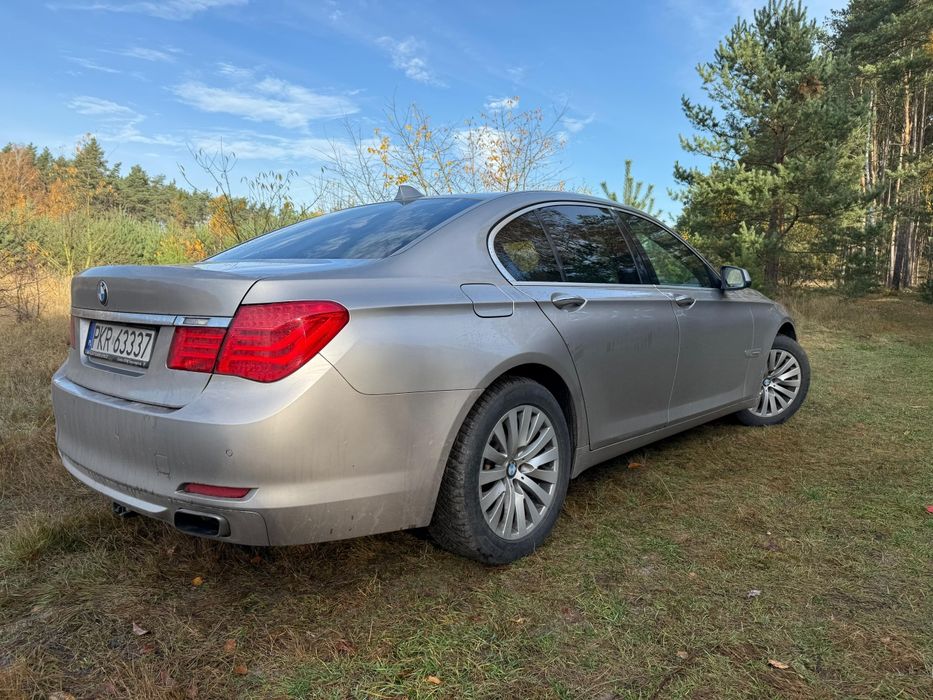 BMW F01 seria 7 730d super stan 3.0d