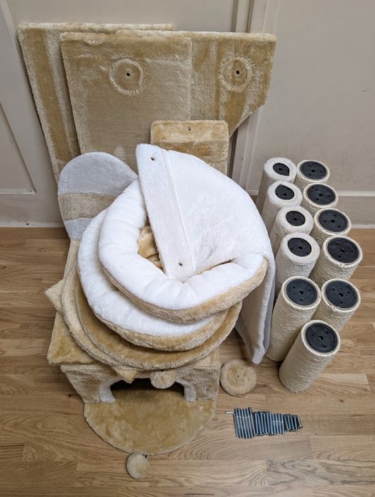 Domek z Piernika z Drabinką DUŻY Drapak dla Kota Beżowy 165x86x98cm ZW