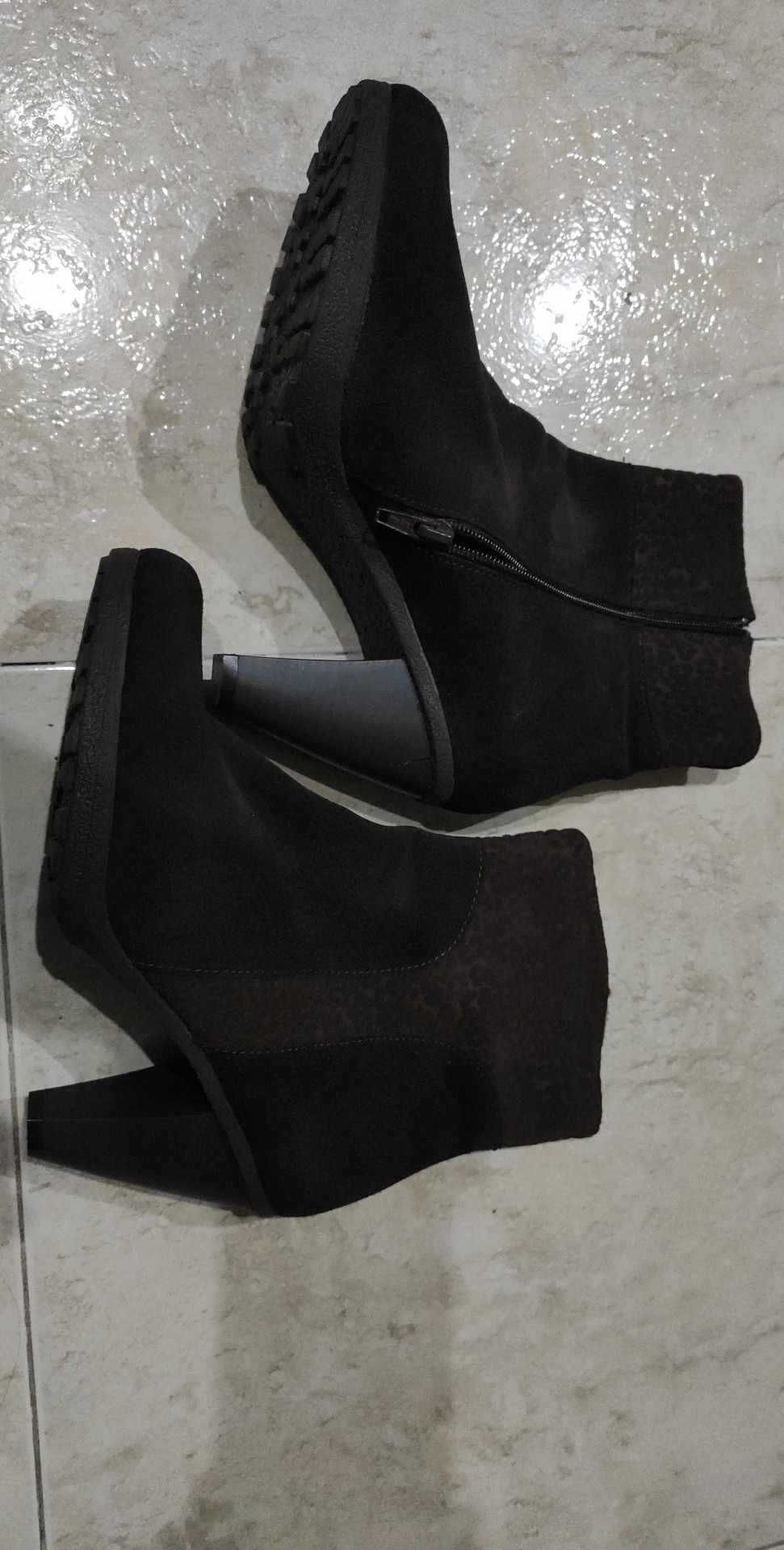 Botins tamanho 38