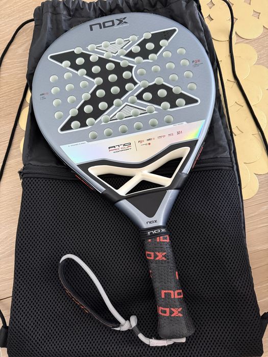 Rakieta do padla Nox AT10 Pro Cup Comfort by Agustin Tapia 2025