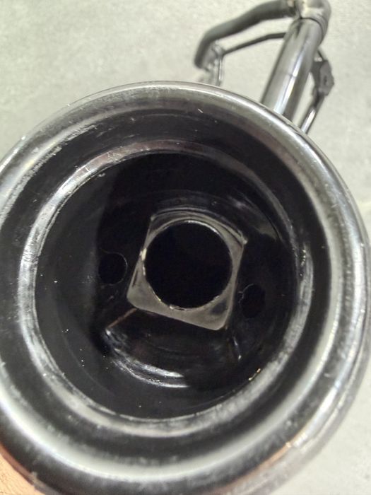 горловина заливна паливного баку на Рав4