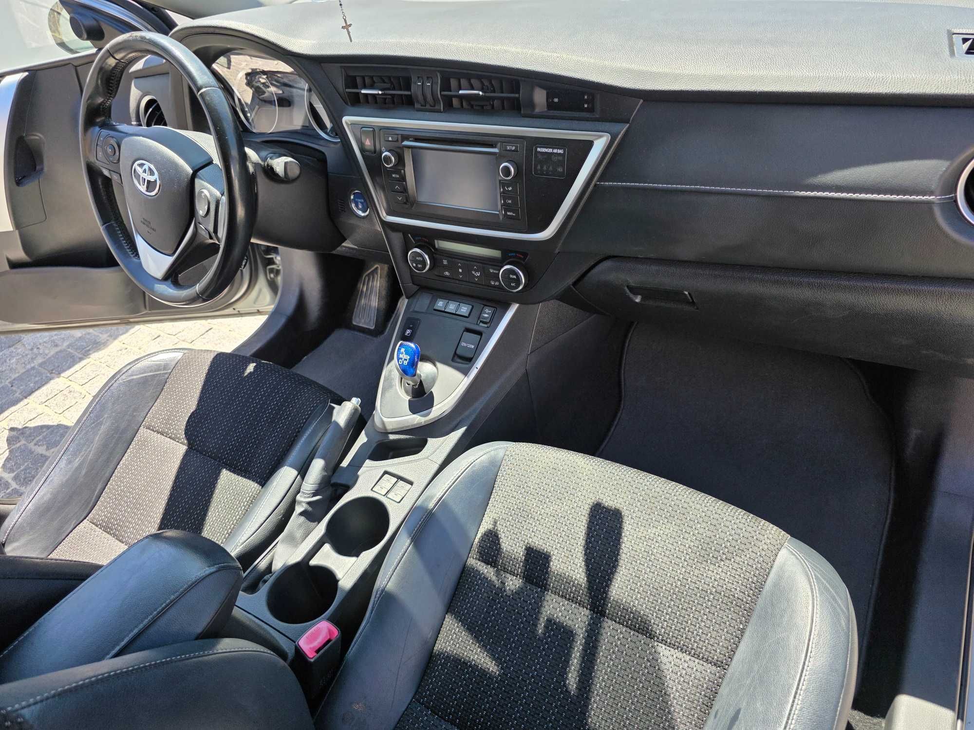 Toyota Auris 1.8 HSD Sport+Navi + KIT GPL