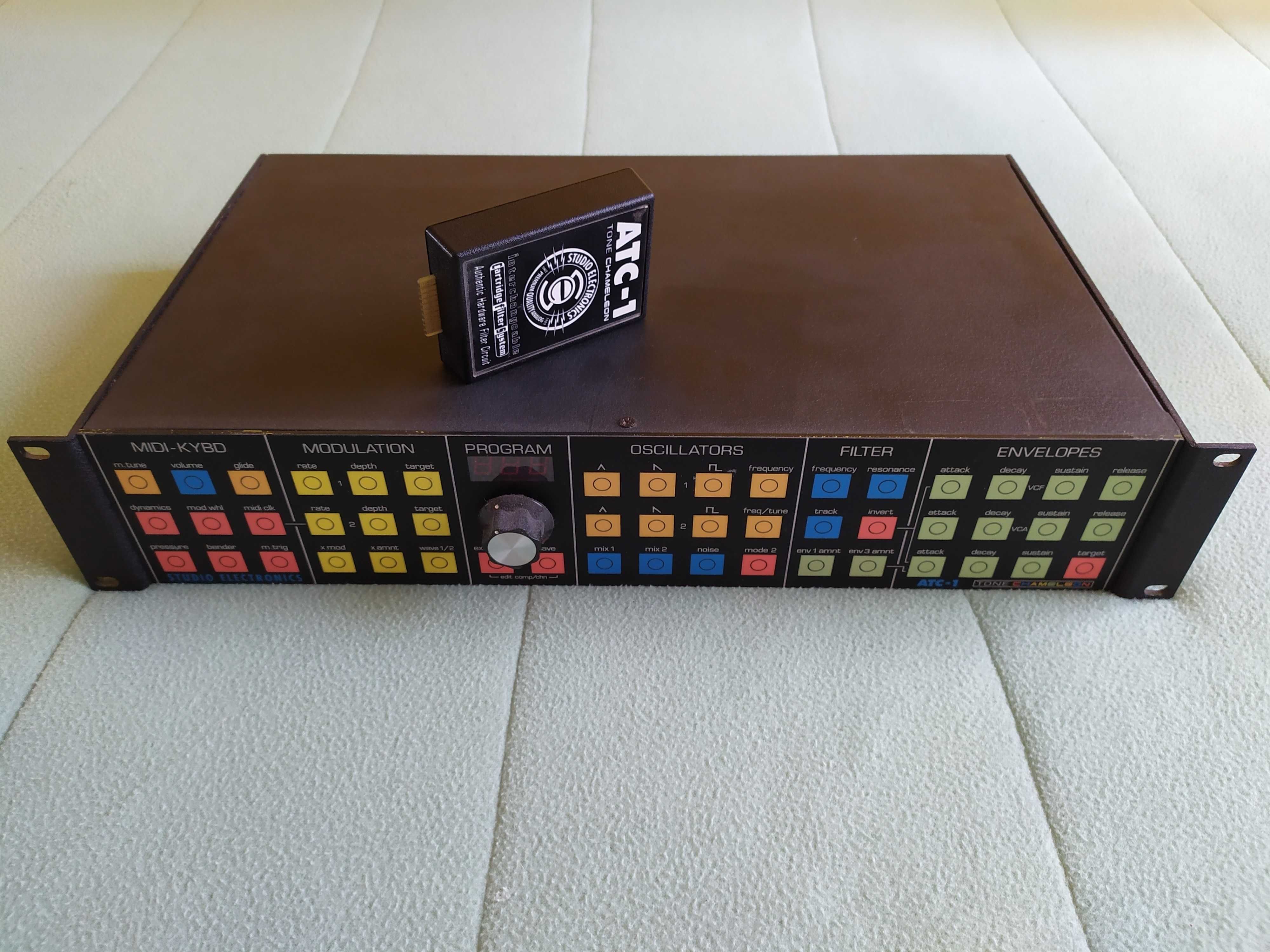 Studio Electronics ATC-1 Tone Chameleon vintage analog synth USA