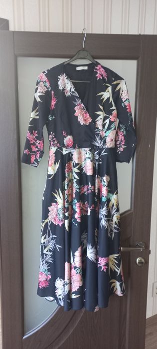 Продам красиву сукню