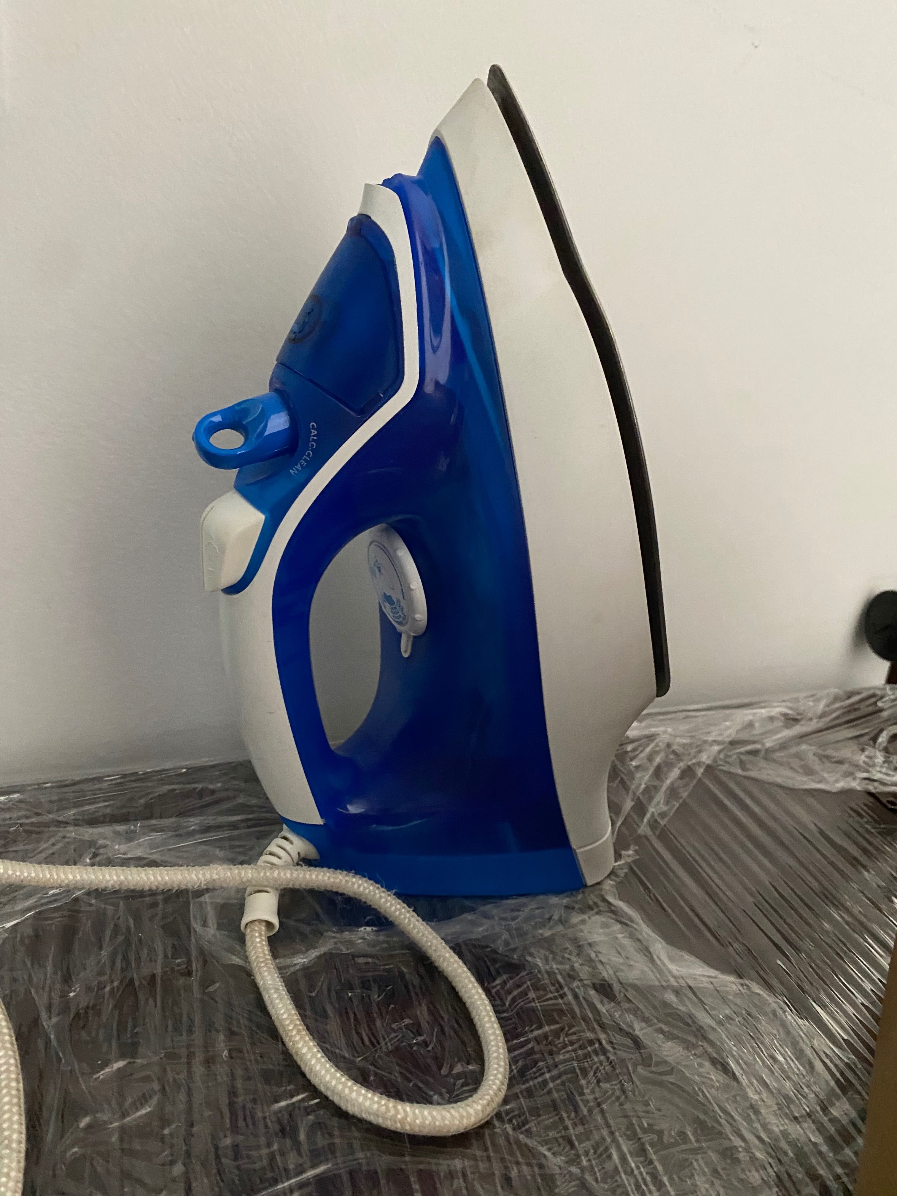 Ferro de Engomar Philips 2500 series a vapor GC2510/02