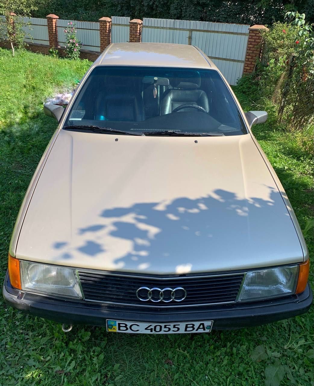 Продаю авто Audi 100