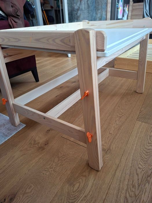 Biurko dziecięce Ikea