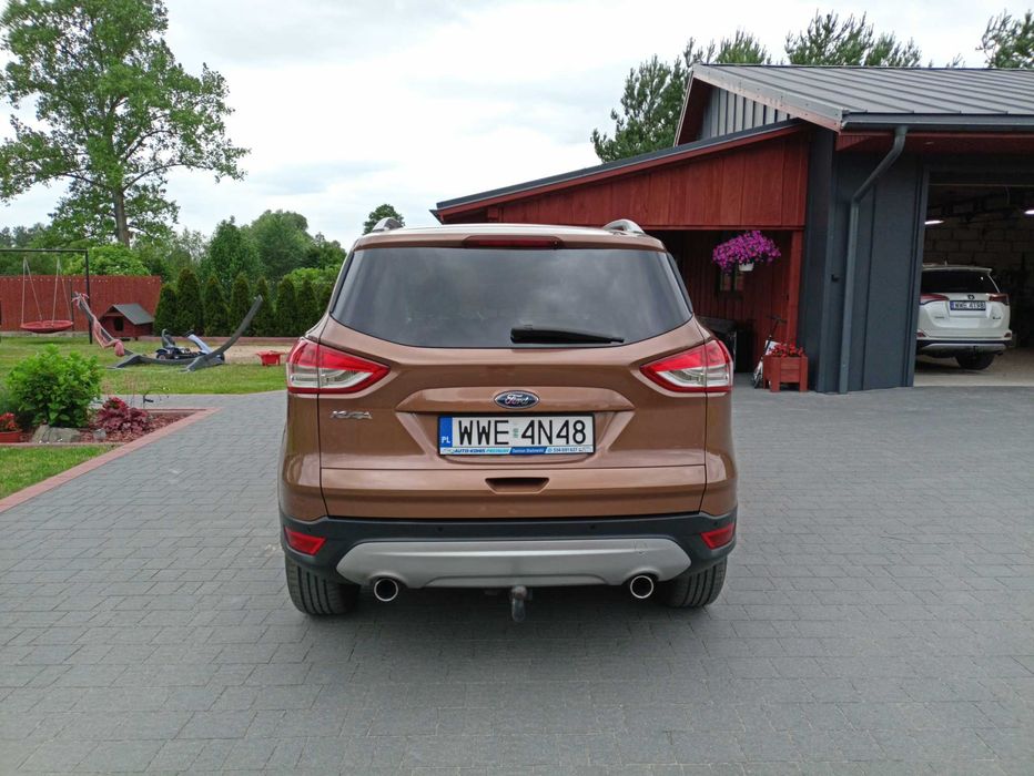 Ford Kuga II 2.0 TDCI 4x4 163 KM Titanium bogate wyposażenie