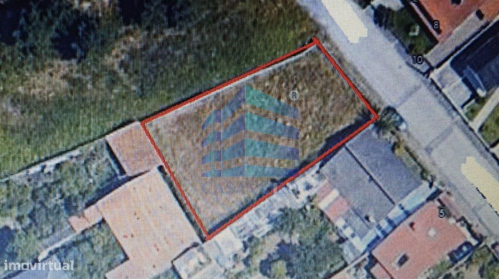 Vende Lote de terreno de Moradia Isolada