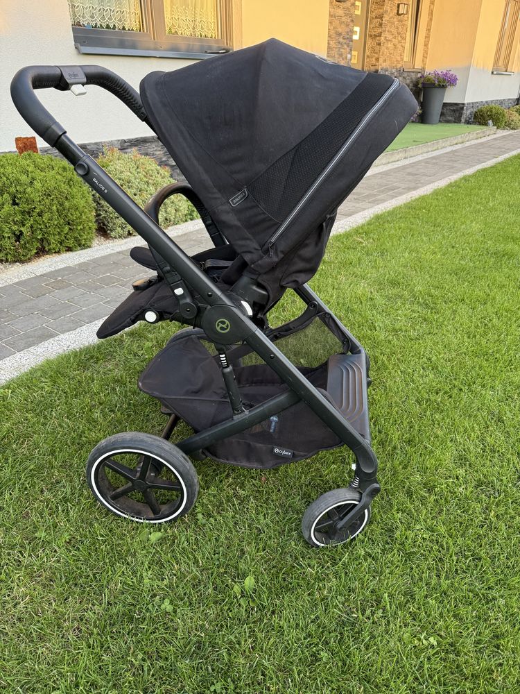 Cybex balios 2.0 deep black