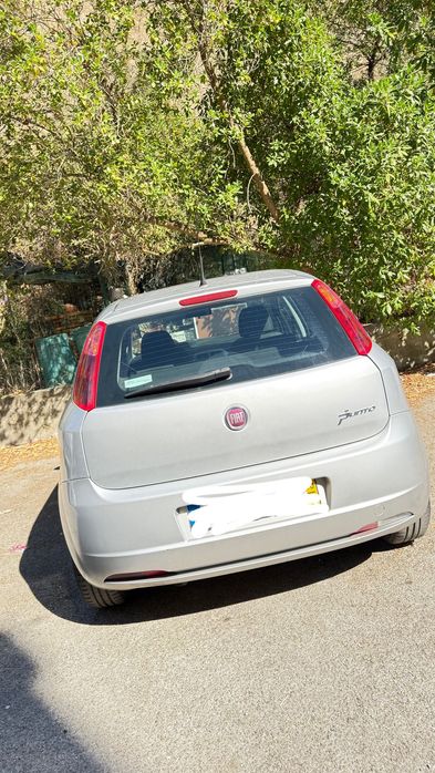 Fiat Punto bem conservado