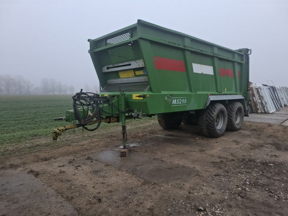 Rozrzutnik Bergmann m5210 przyczepa
