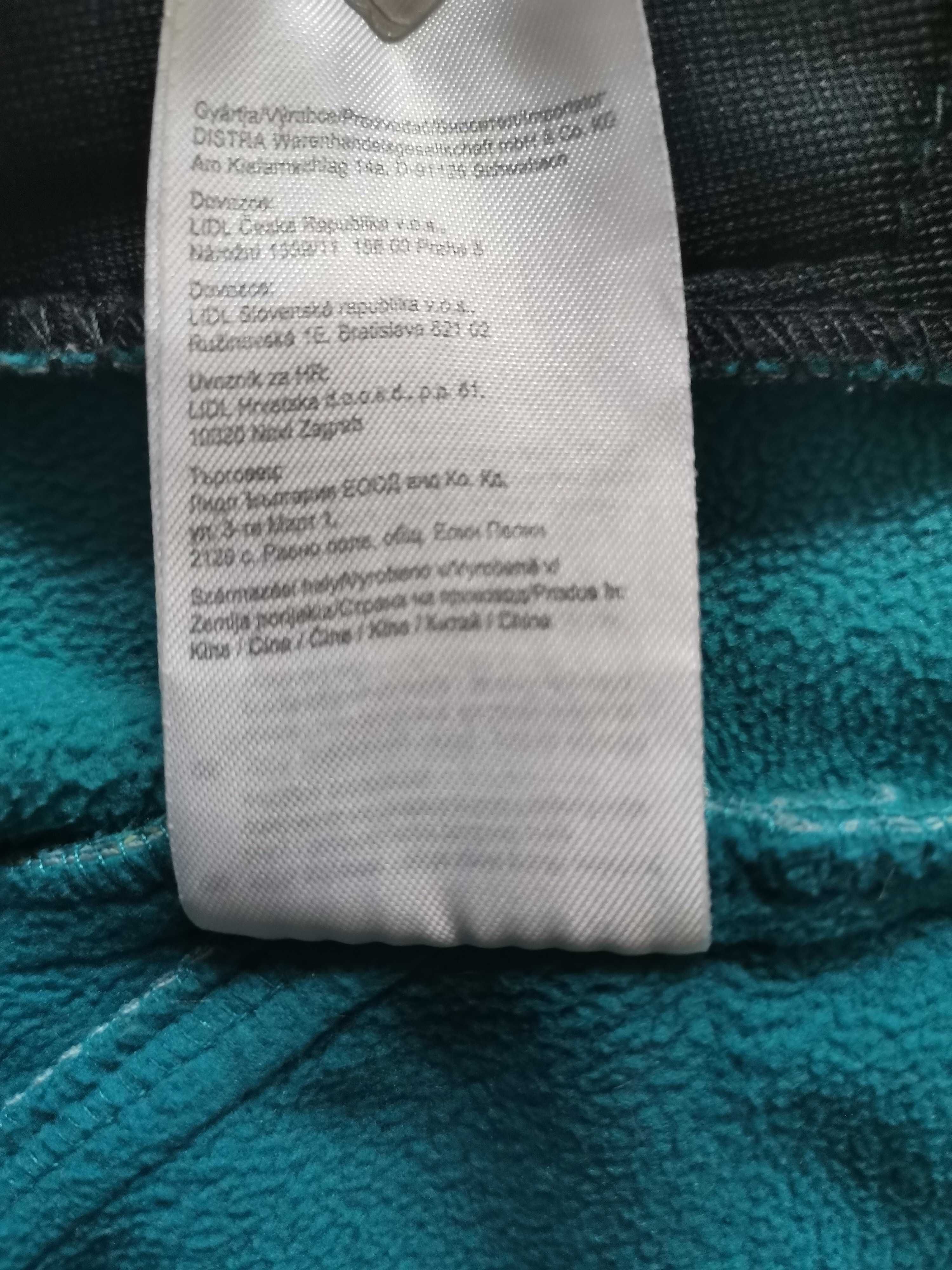 Kurtka dziecięca − softshell z kapturem w motyle