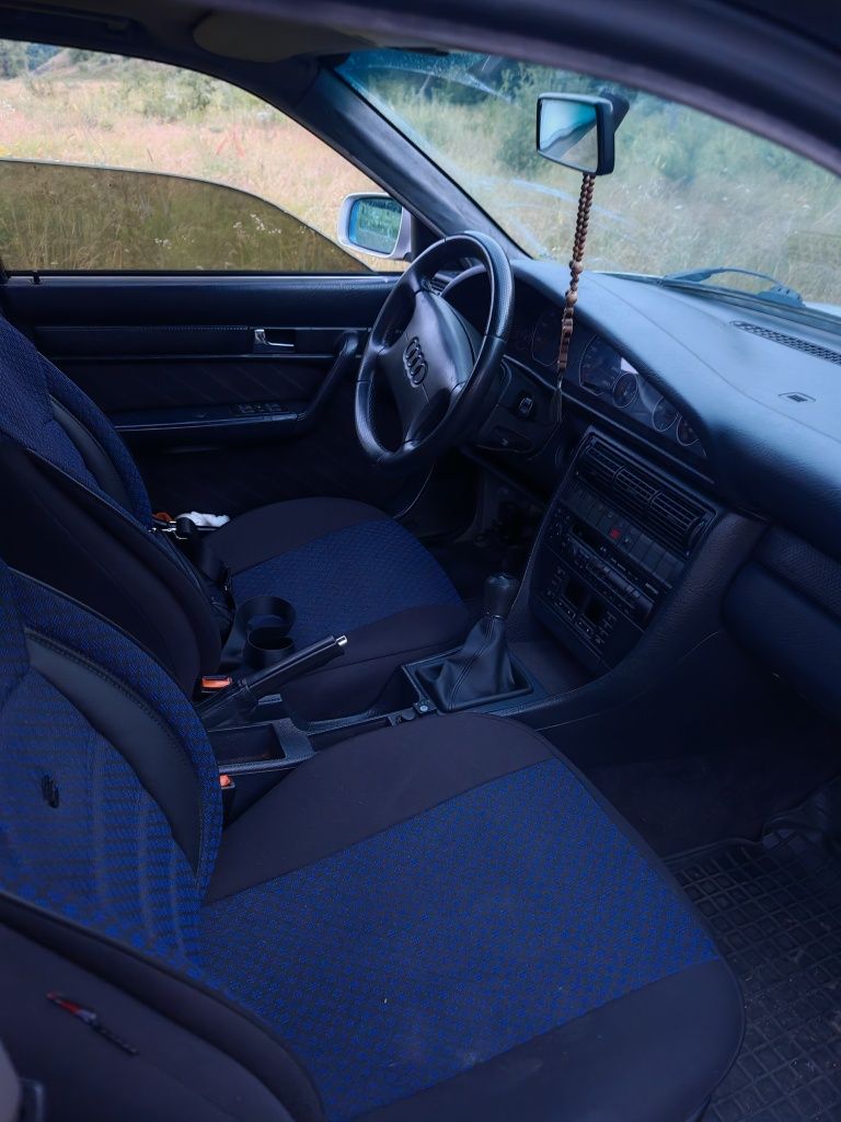 Audi A6 (C4) 2.6 150HP 1995