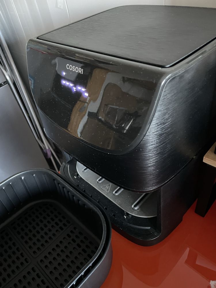 Air fryer Cosori 5.5L wifi com garantia