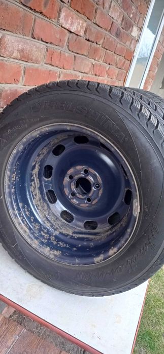 Комплект колес зима 195*65 r 15 + ковпаки