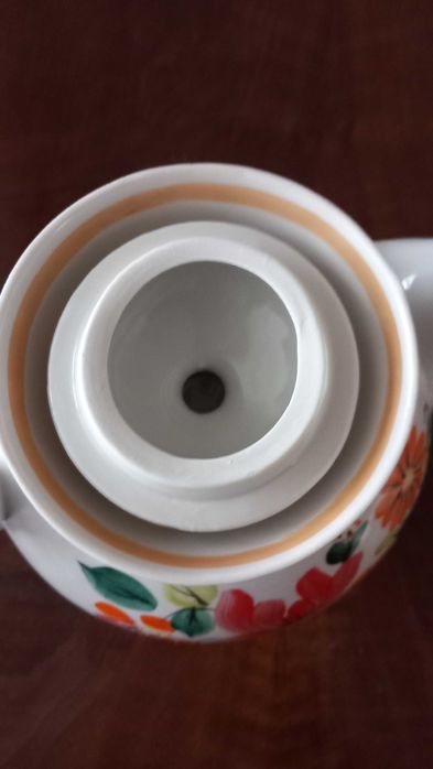 Чайник 2,3 литра фарфоровый