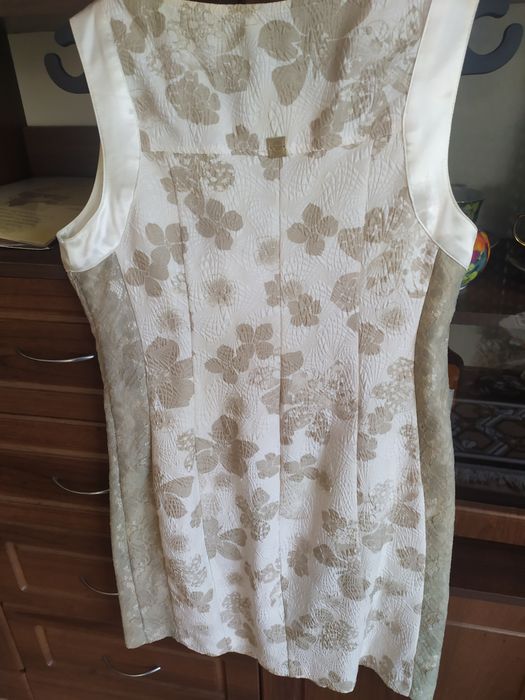 Літня.     сукня