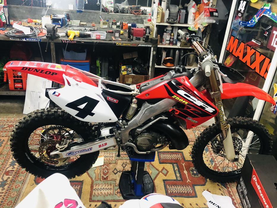 Honda cr 250 RC valve