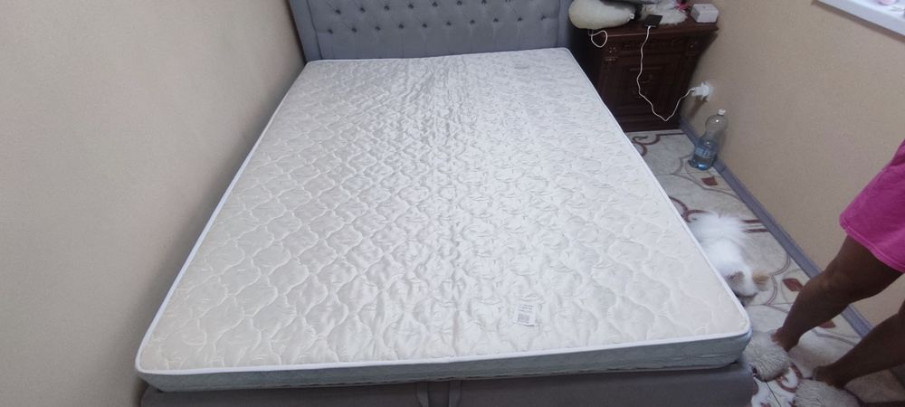 Матрас 160х200 в хорошем состоянии