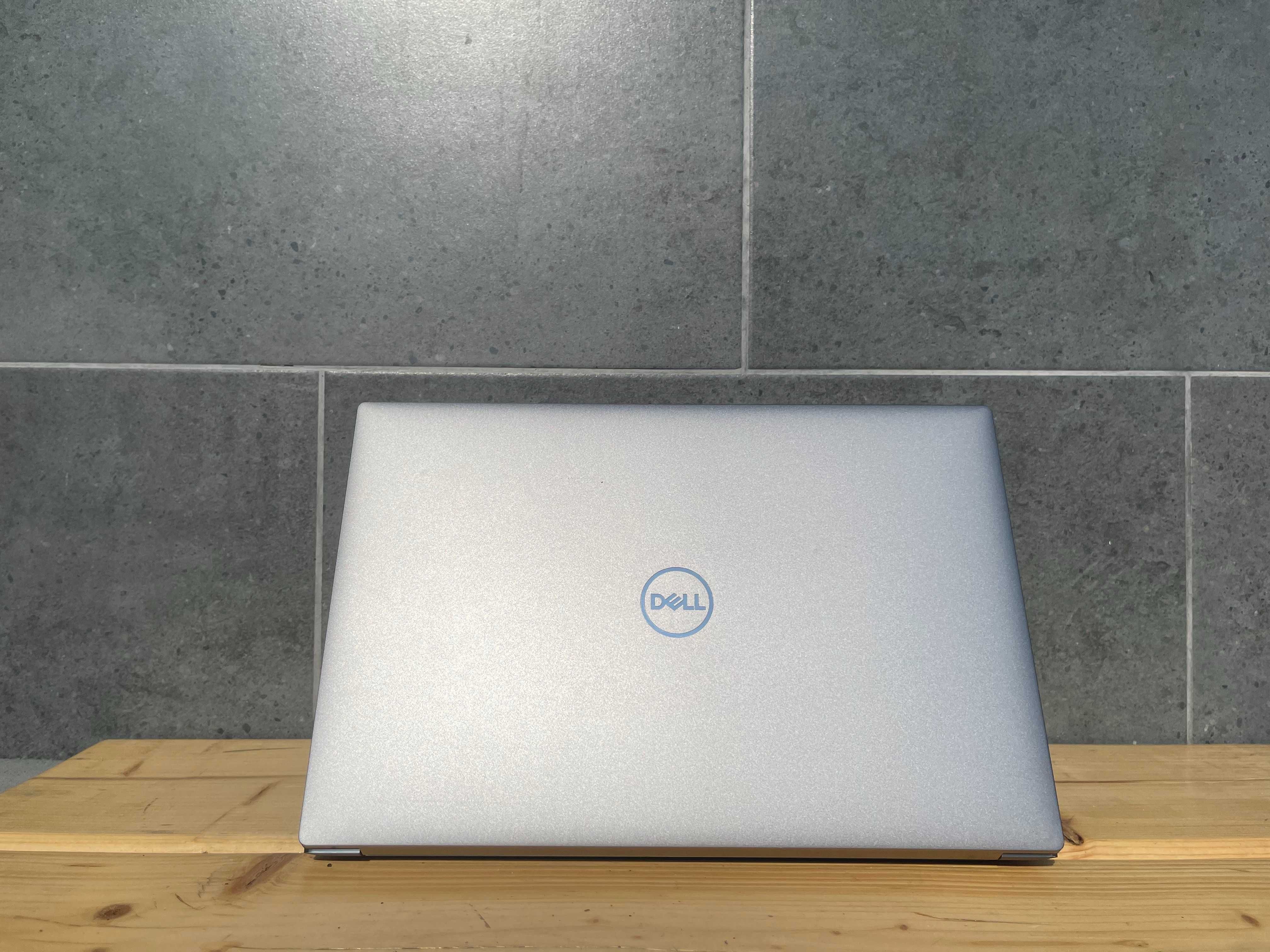 Dell Precision 5550/i9-10885H/32/512GB/15.6"/IPS/Quadro T2000 (4Gb)