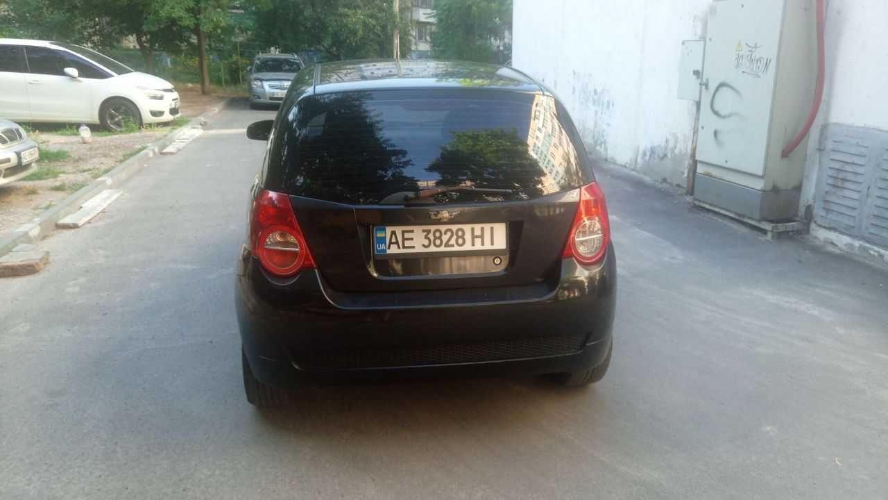 Chevrolet Aveo купе 2008 1.5 бензин