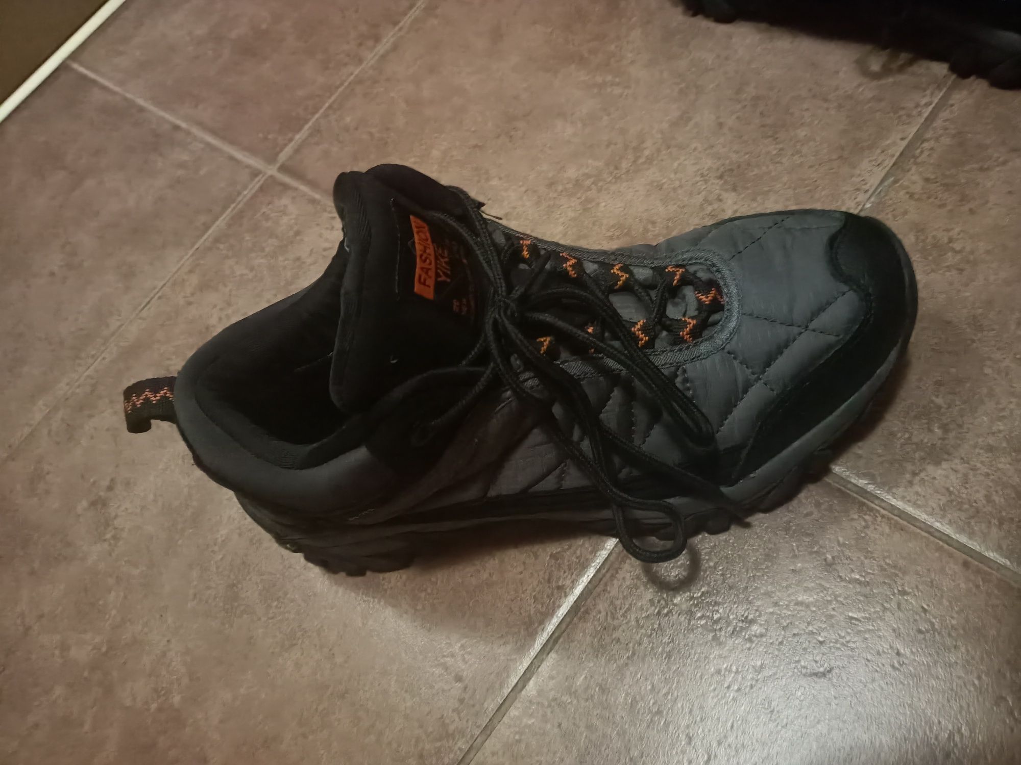 кросовки waterproof