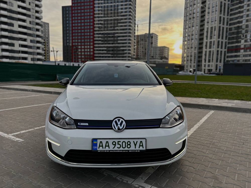 Volkswagen e-golf 2016 24.2 Kwh