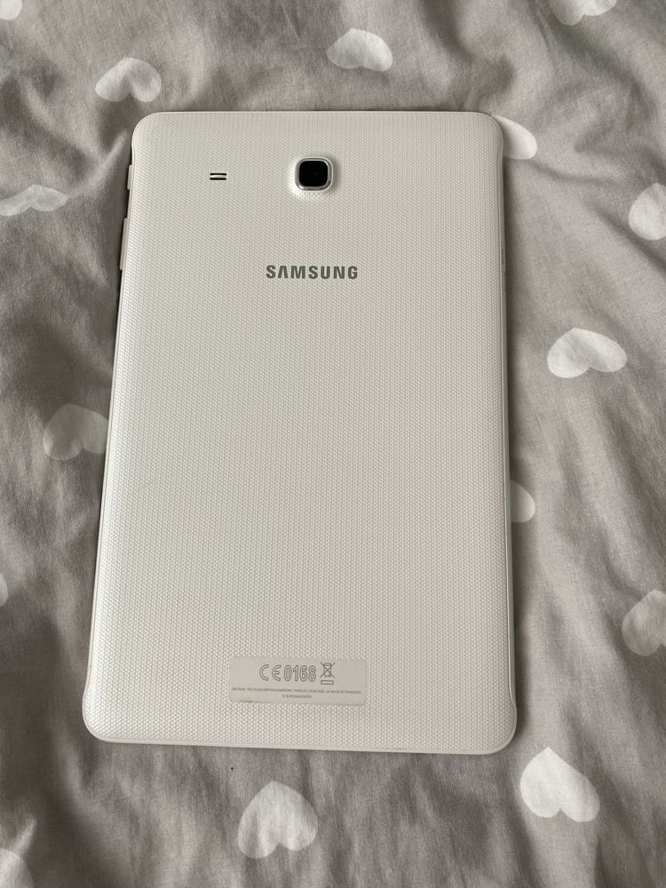 Samsung Galaxy Tab E 9.6 T560 16:10 8GB Wi-Fi biały