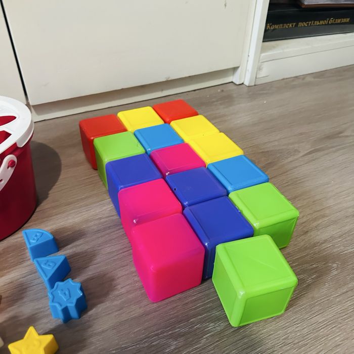 Набвр іграшок для найменших