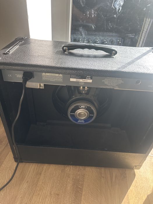 Wzmacniacz gitarowy Peavey 75 w