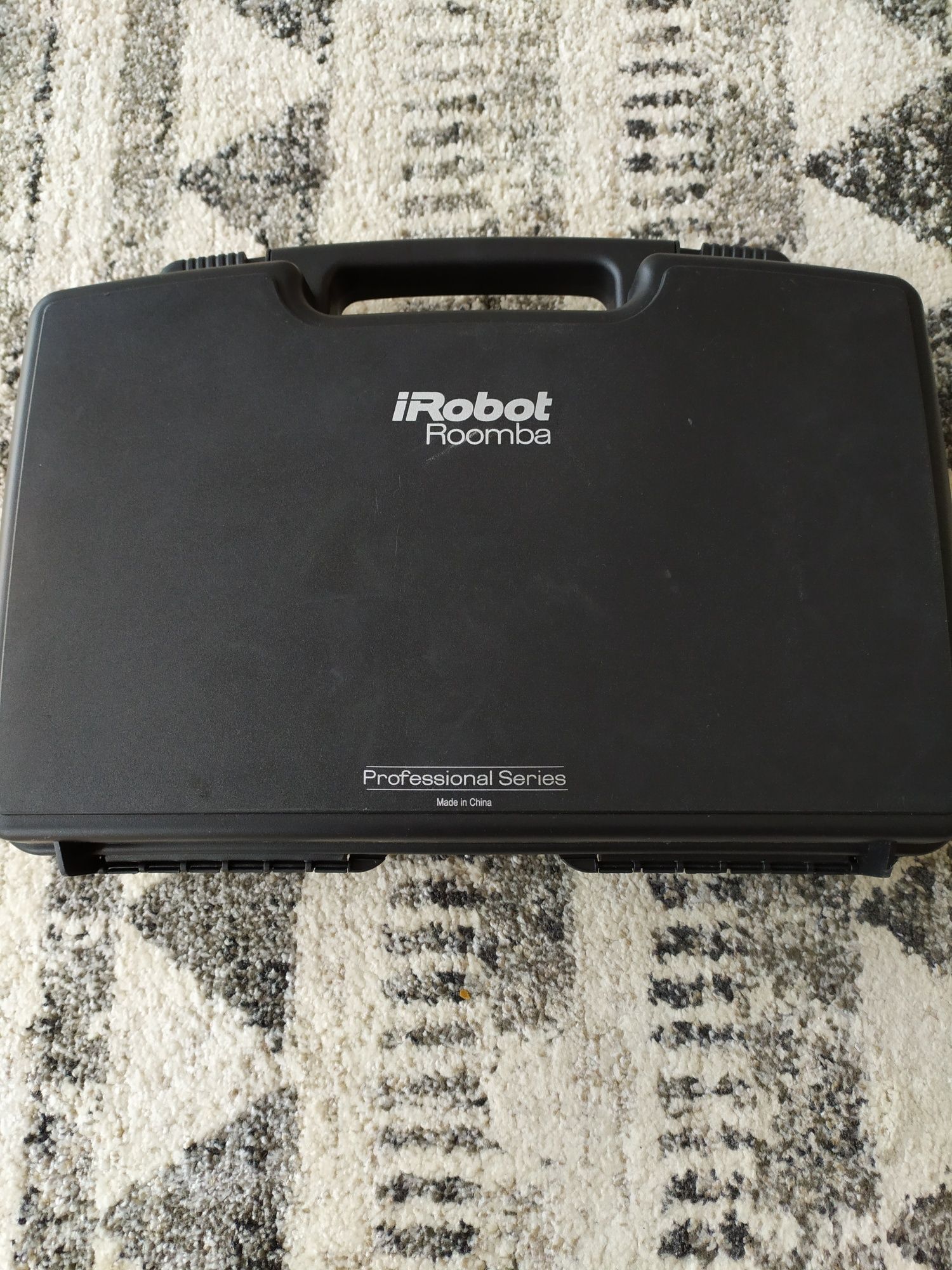 Irobot Roomba walizka z akcesoriami