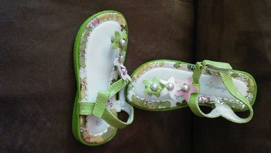 Buciki rozm.26 sandałki zielone wkładka 16,5cm