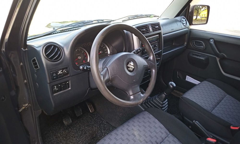 Suzuki jimny 2010