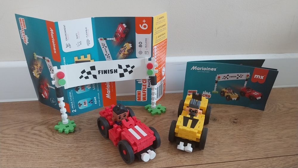 Mini Wafle City Wyścig - Klocki konstrukcyjne 80el. Marioinex jak nowe