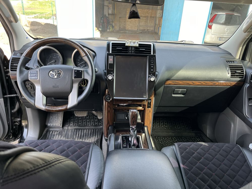 Продам Toyota  Land Cruiser Prado 150