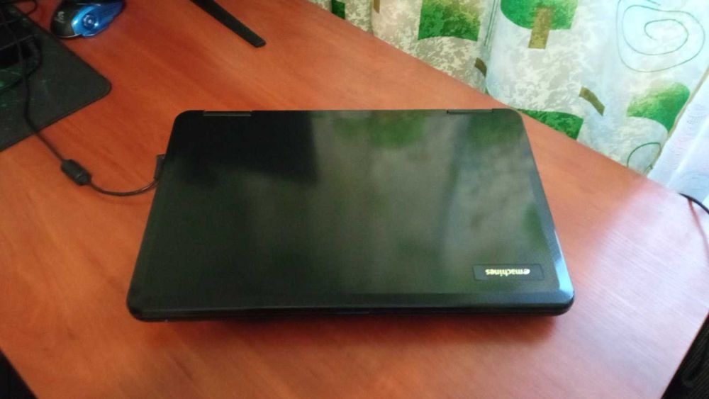 Отличный игровой ноутбук eMachines G630 (17.4 дюйма, корпус - идеал)