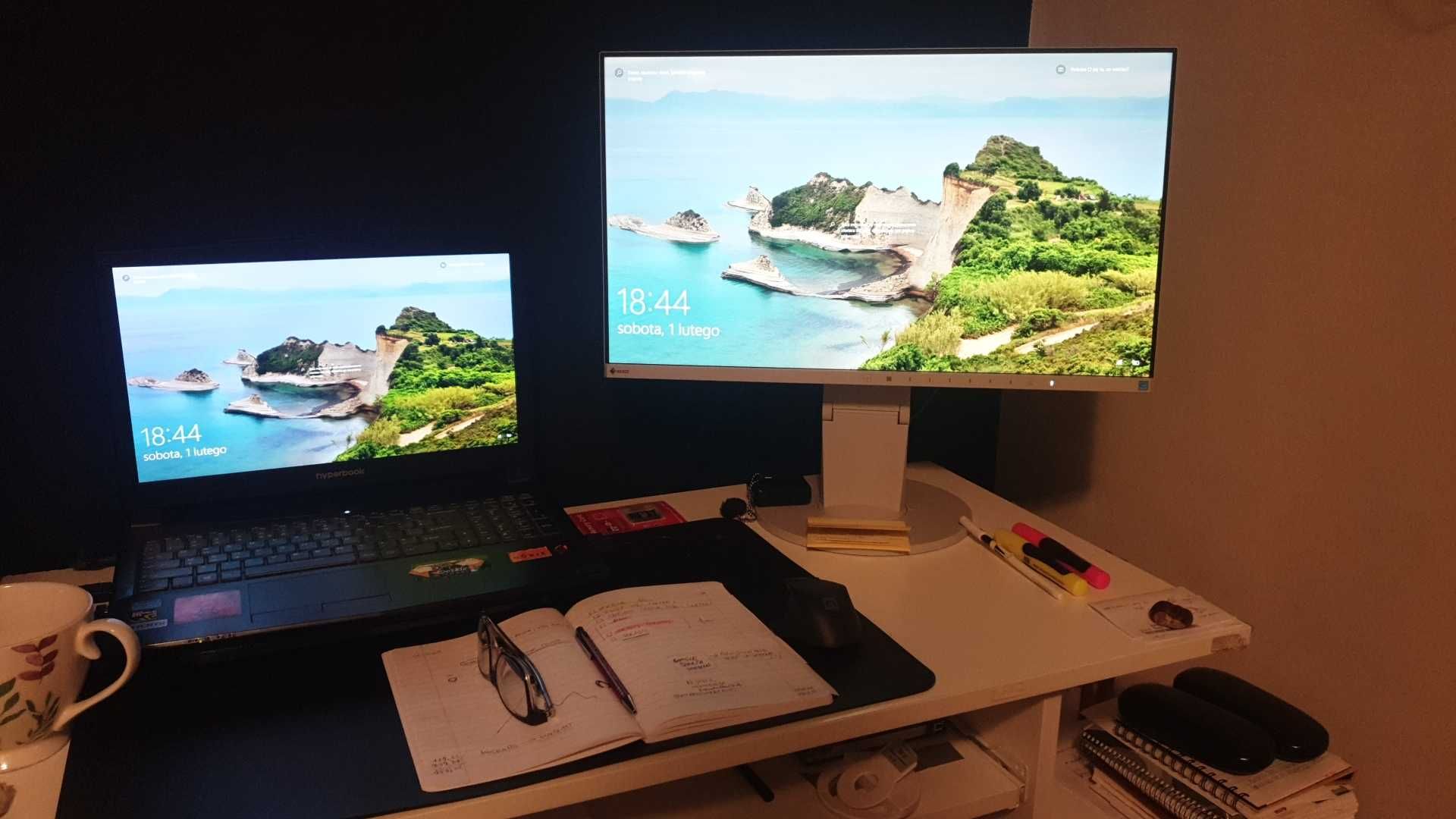 Monitor EIZO FlexScan 2450 cienkoramkowy biały
