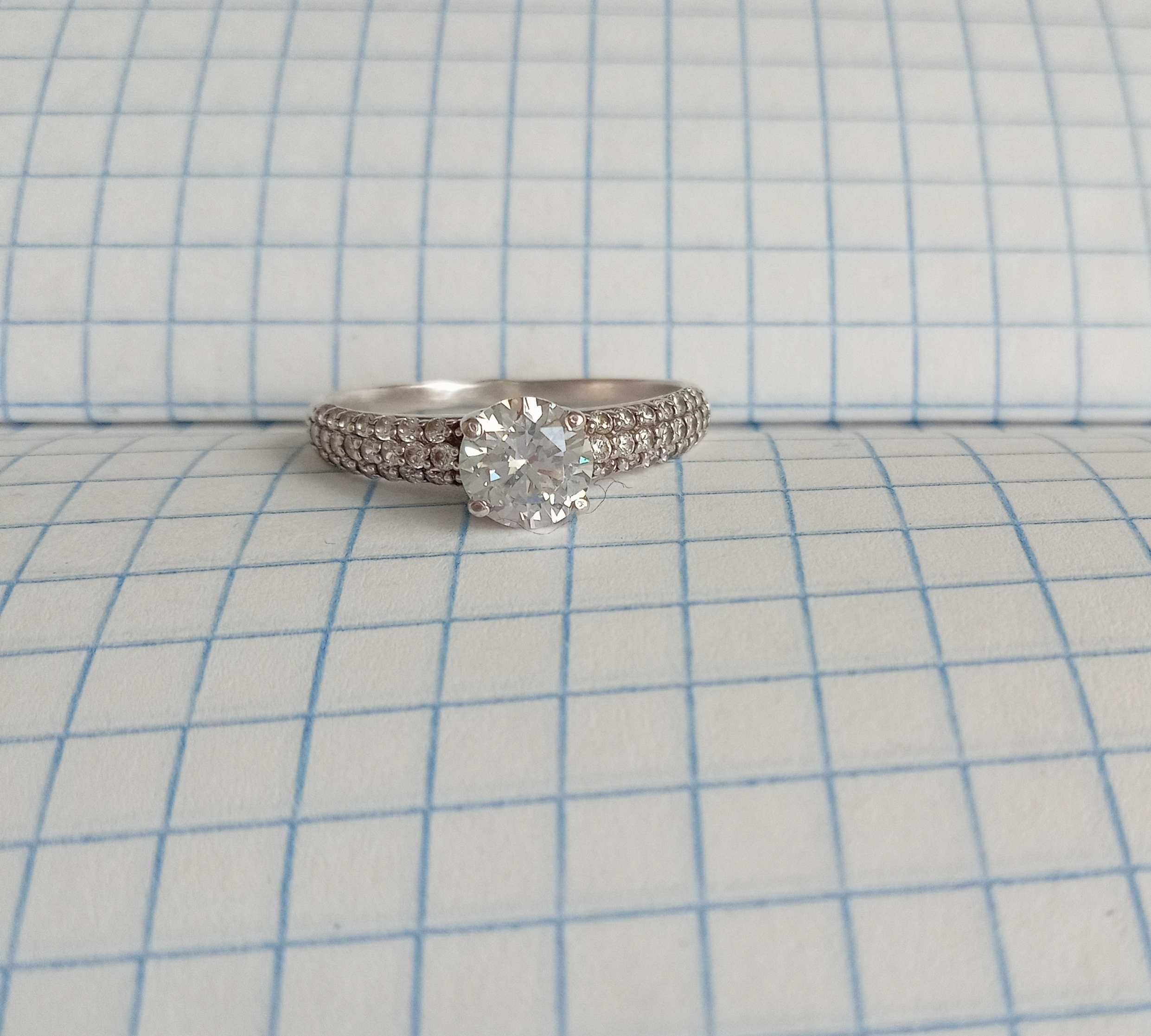 Кільце кольцо з камнями срібло 925 проба (18,5 розмір) Вінтаж