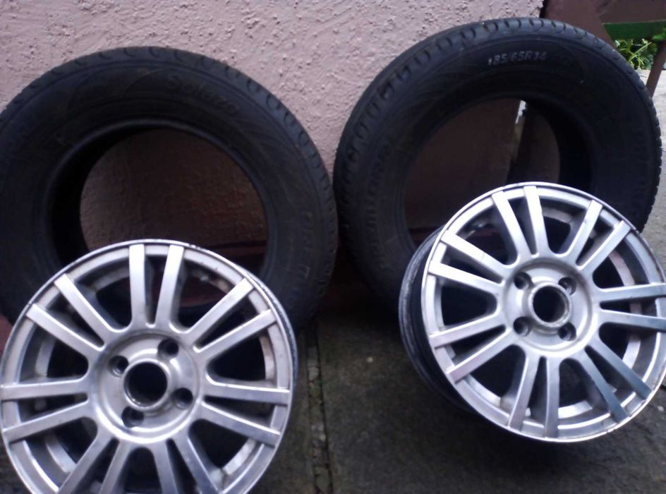 Продам срочно тітани на R14