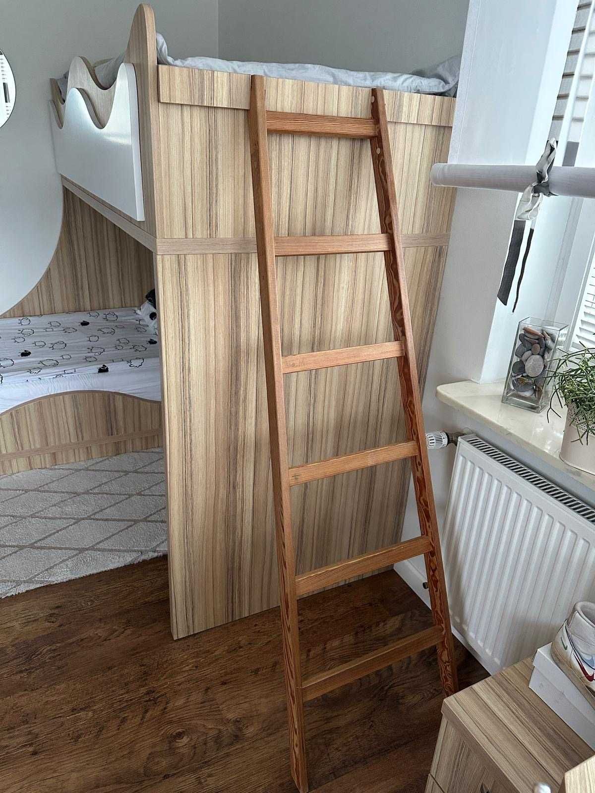 sprzedam łóżko piętrowe, szafa 3-drzwiowa, biurko