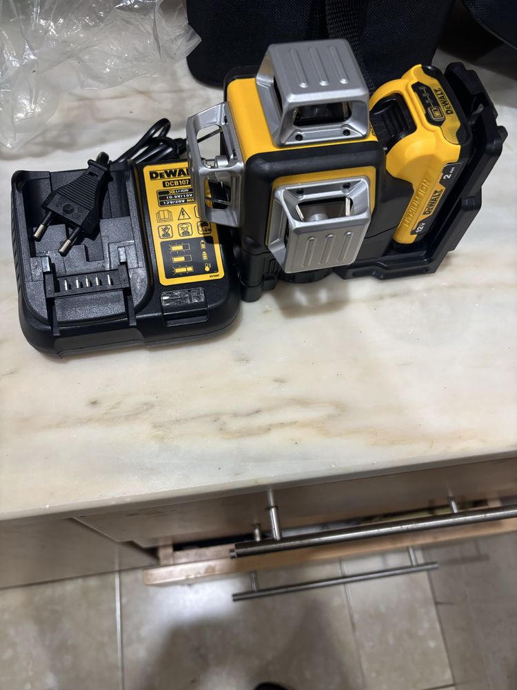Lasers dewalt novos