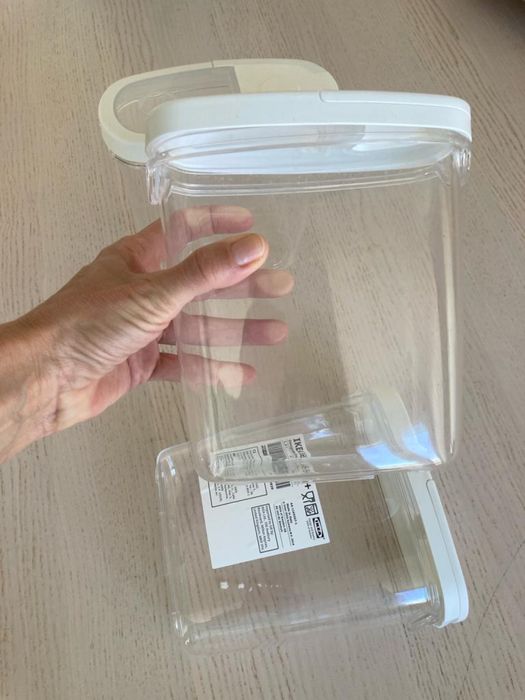 Três frascos de plástico para arrumação ikeia