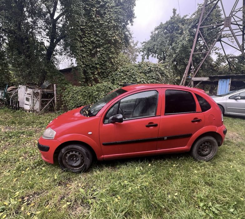 Citroën C3 • 2002 рік • 1.4 дизель • Економний та надійний