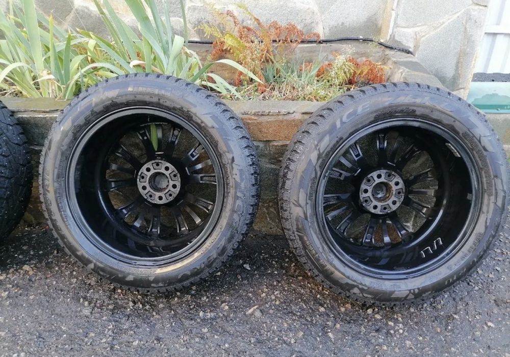 Колеса BMW r18 гума та диск  (RUNFLAT)