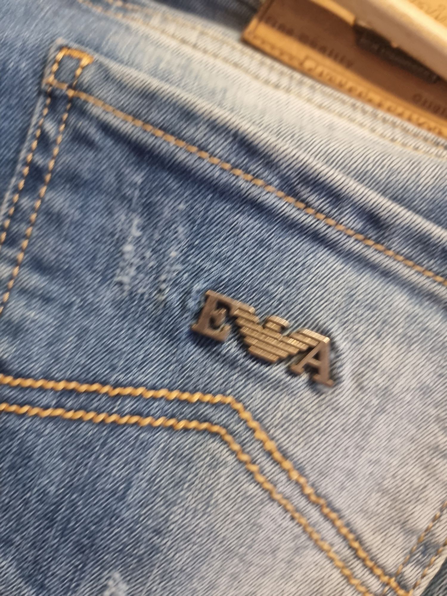 Spodnie XS Armani Jeans