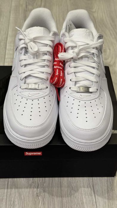 "Buty koszykówki "Nike_Air_Force_1_Low_Supreme_White R.38.5