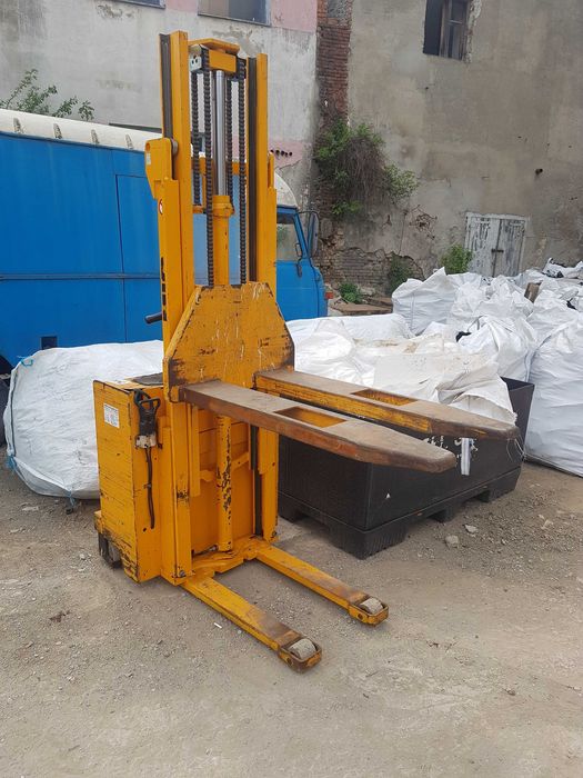 Електро штабелер самохідний jungheinrich новий аккумулятор