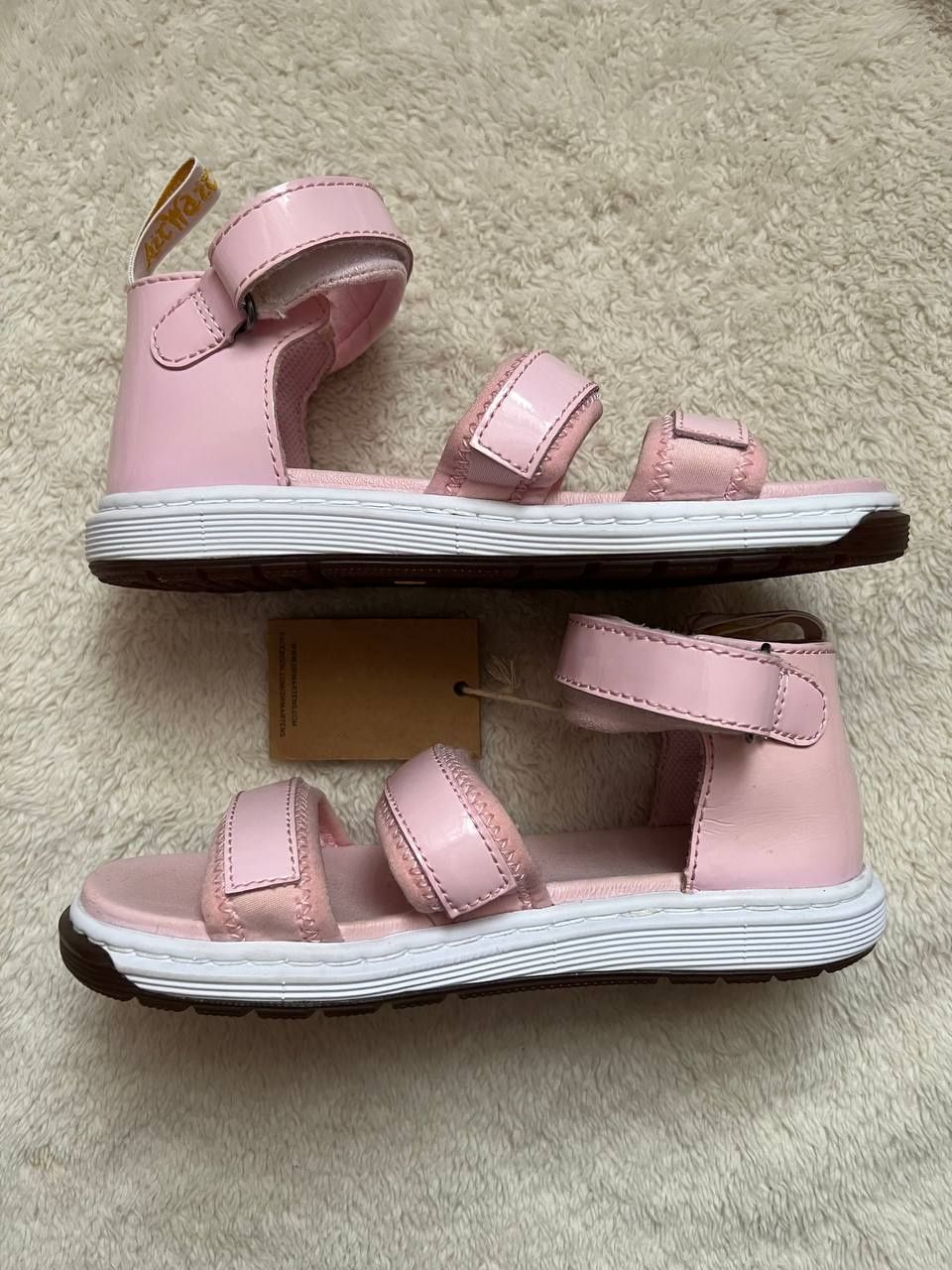 Рожеві сандалі Dr.Martens 20,5 см