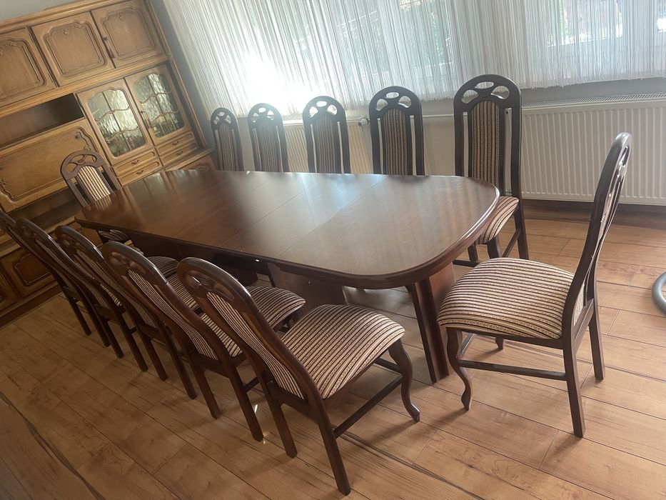 Zestaw stół z krzesłami stan bardzo dobry!!